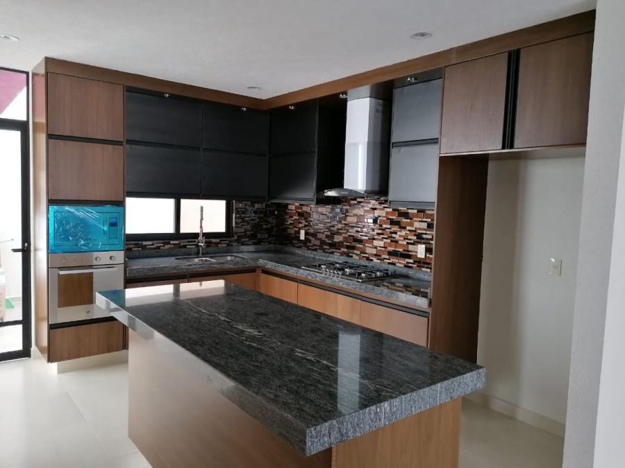 Home in Metric Way
