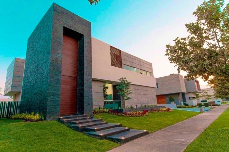 Foto Casa en Venta en PUERTA DE HIERRO, Zapopan, Jalisco - $ 35.000.000 - CAV328241 - BienesOnLine