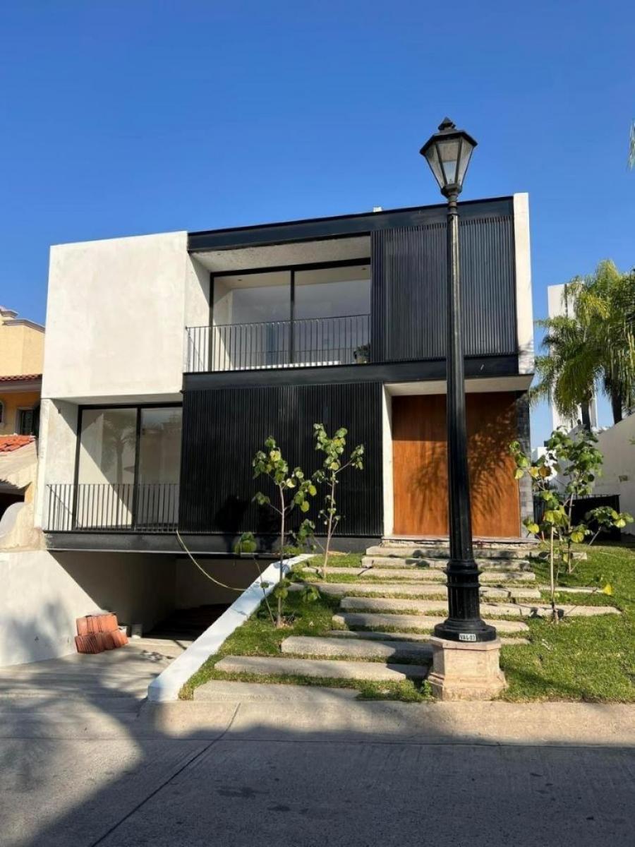 Foto Casa en Venta en PUERTA DE HIERRO, Zapopan, Jalisco - $ 28.490.000 - CAV328626 - BienesOnLine