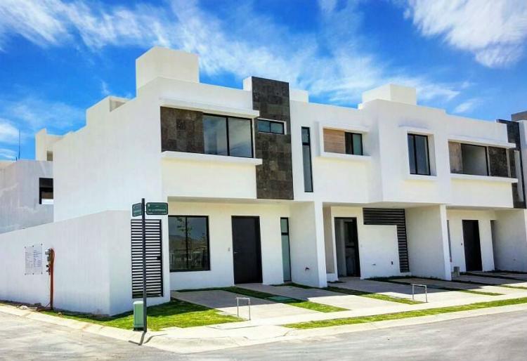 Casa en Venta en Campo Real, Zapopan, Jalisco 1.420.000 CAV213271