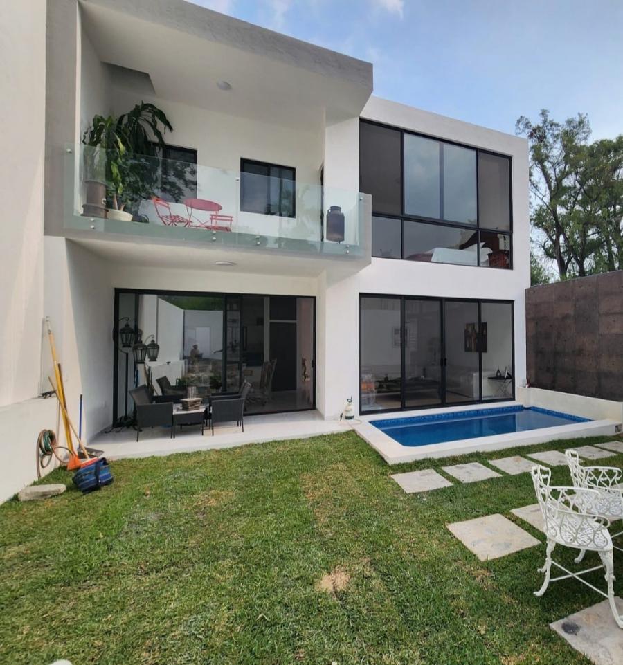 Home in Metric Way