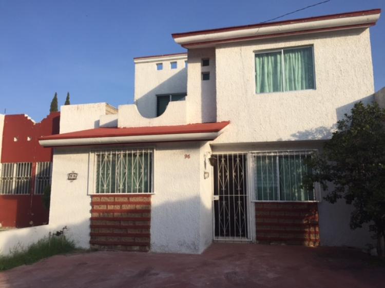 Foto Casa en Venta en San Isidro, Zapopan, Jalisco - $ 1.660.000 - CAV141197 - BienesOnLine