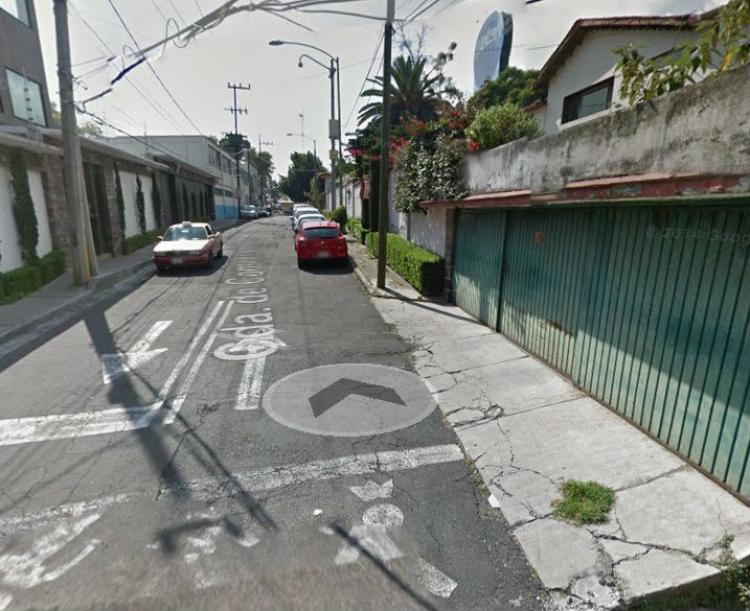Foto Casa en Venta en LOMAS ALTAS, Miguel Hidalgo, Distrito Federal - $ 9.000.000 - CAV201528 - BienesOnLine