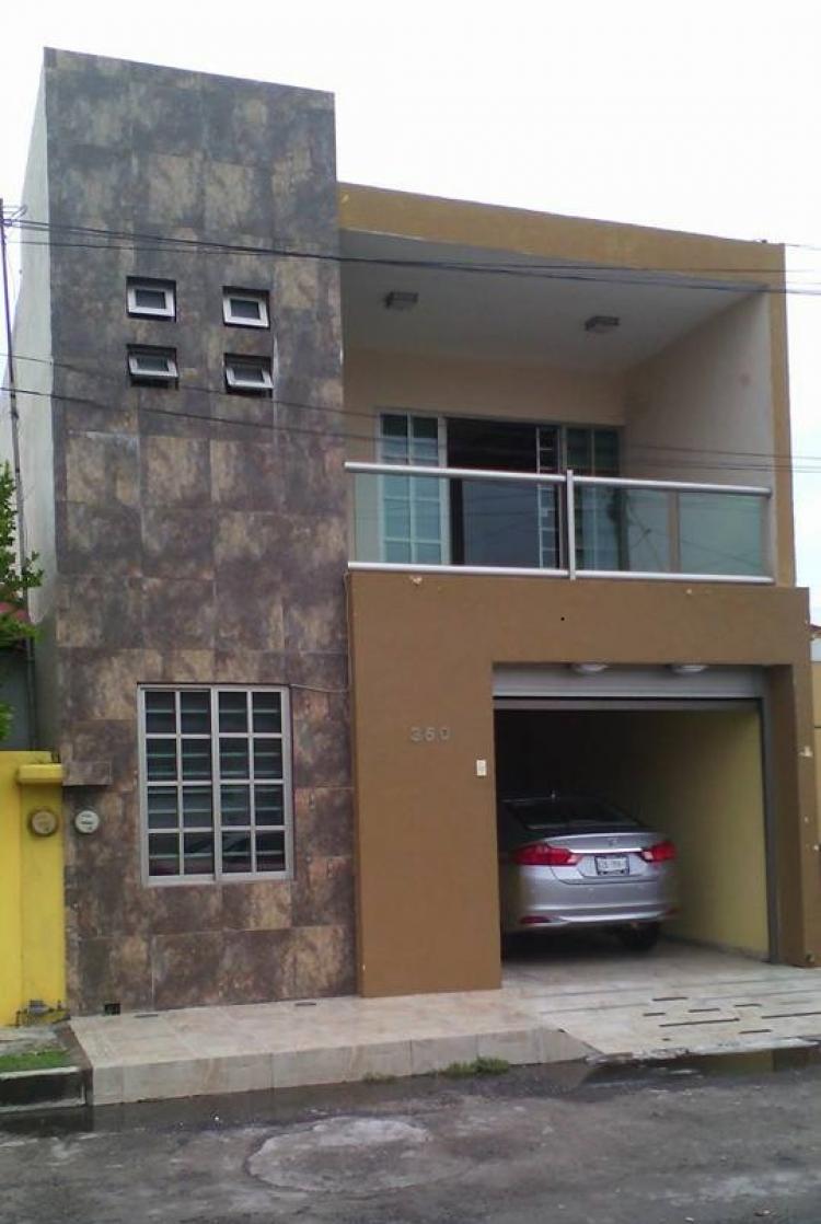 Foto Casa en Venta en Infonavit Los Volcanes, Veracruz, Veracruz - $ 2.100.000 - CAV222176 - BienesOnLine