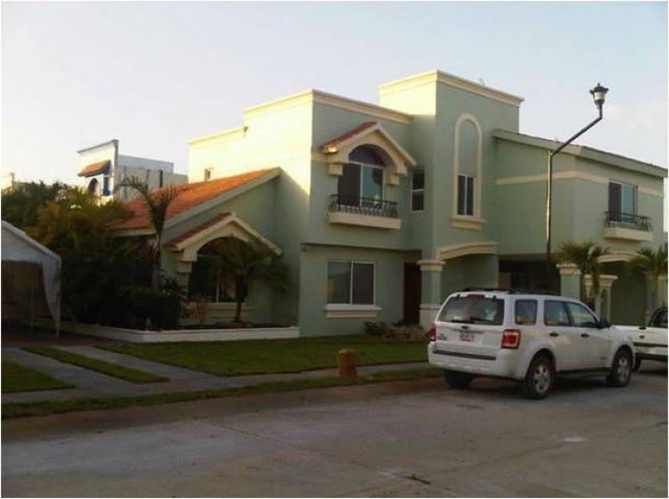 Foto Casa en Renta en Ciudad del Carmen, Campeche - $ 30.000 - CAR62943 - BienesOnLine