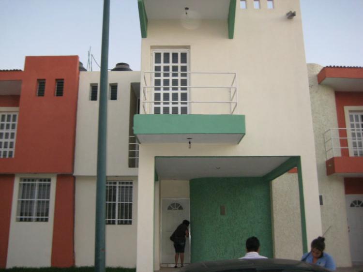 Foto Casa en Renta en FRACCIONAMIENTO SANTA SOFIA, Manzanillo, Colima - $ 8.000 - CAR58931 - BienesOnLine