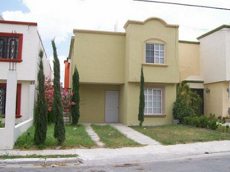 Foto Casa en Renta en Rincon del Vale, Reynosa, Tamaulipas - $ 5.500 - CAR58689 - BienesOnLine