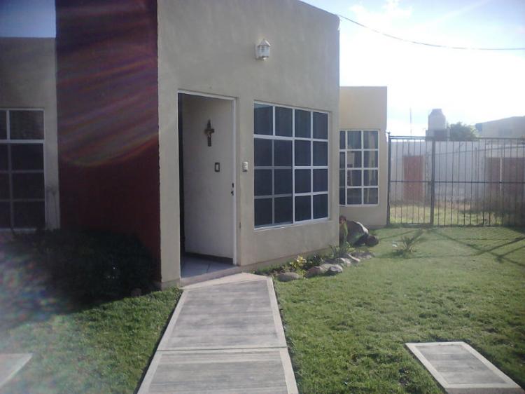 Foto Casa en Renta en Villa de las Flores, Silao, Guanajuato - $ 8.500 - CAR67637 - BienesOnLine