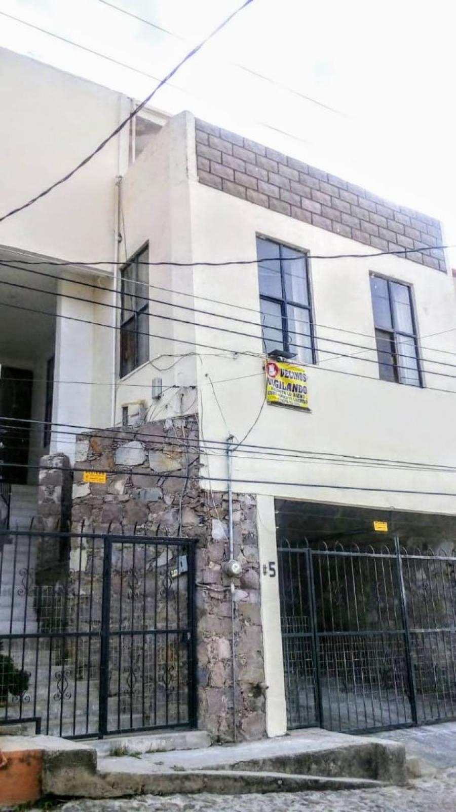 Foto Casa en Venta en Lomas de Zaragoza, Guanajuato, Guanajuato - $ 3.950.000 - CAV351209 - BienesOnLine