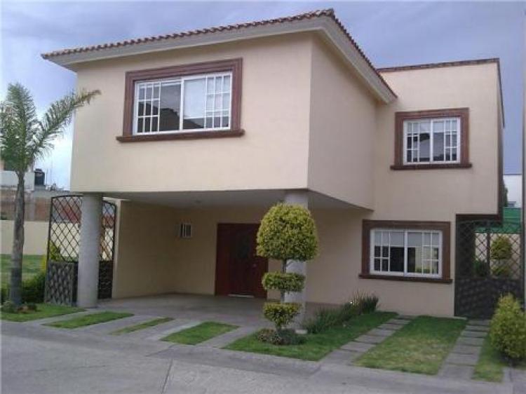 Foto Casa en Venta en Metepec, Mexico - $ 2.700.000 - CAV19838 - BienesOnLine
