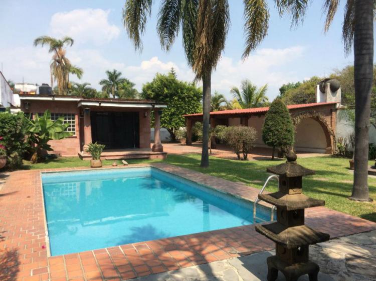 Foto Casa en Venta en SAN MIGUEL ACAPANTZINGO, Cuernavaca, Morelos - $ 3.480.000 - CAV147355 - BienesOnLine