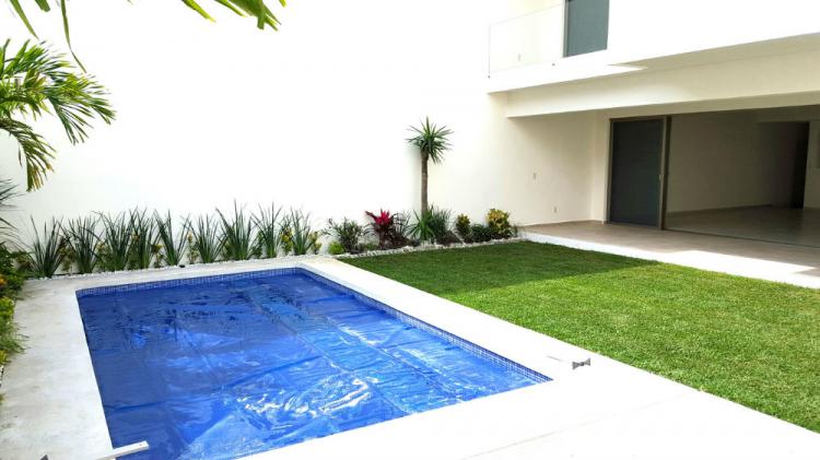 Foto Casa en Venta en VISTA HERMOSA, Cuernavaca, Morelos - $ 4.850.000 - CAV147104 - BienesOnLine