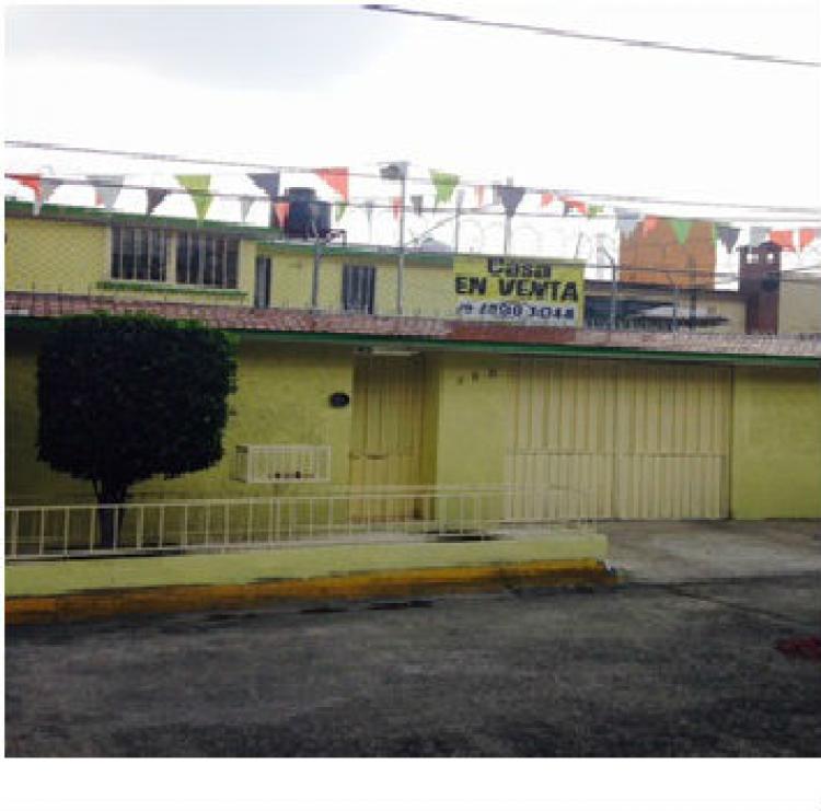 Foto Casa en Venta en fraccionamiento los pirules, Tlalnepantla, Mexico - $ 2.800.000 - CAV140658 - BienesOnLine