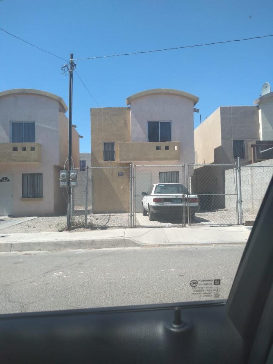 Foto Casa en Venta en VALLE PUEBLA 4TA SECCION, Mexicali, Baja California - $ 550.000 - CAV253270 - BienesOnLine