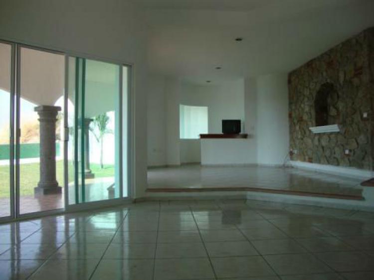 Foto Casa en Venta en Lomas de Cocoyoc., Atlatlahucan, Morelos - $ 3.390.000 - CAV47285 - BienesOnLine