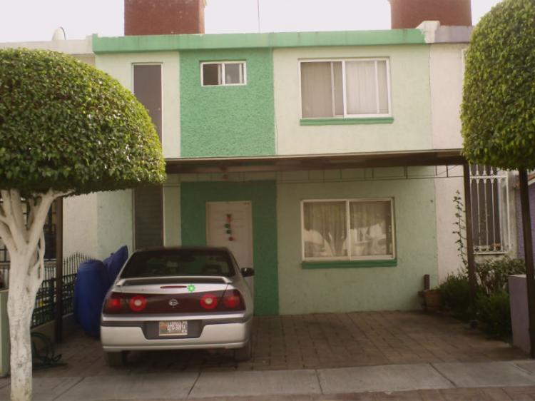 Foto Casa en Venta en Del Bosque, Celaya, Guanajuato - $ 899.999 - CAV64451 - BienesOnLine
