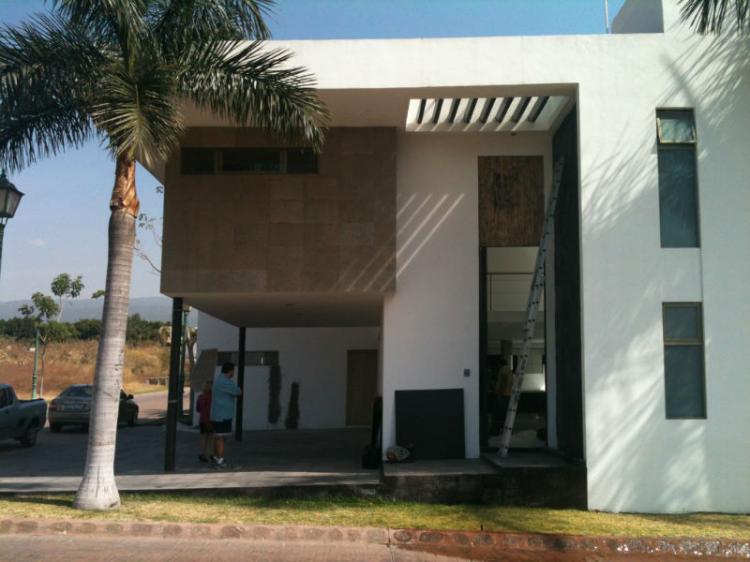 Home in Metric Way