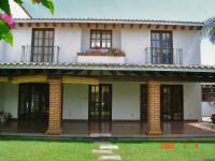 Foto Casa en Venta en San Jeronimo Ahuatepec, Cuernavaca, Morelos - $ 3.900.000 - CAV74749 - BienesOnLine
