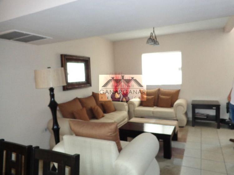 Foto Casa en Venta en CERRADA CON ALBERCA Y CASETA DE VIGILANCIA LAS 24 , Hermosillo, Sonora - $ 1.400.000 - CAV78773 - BienesOnLine