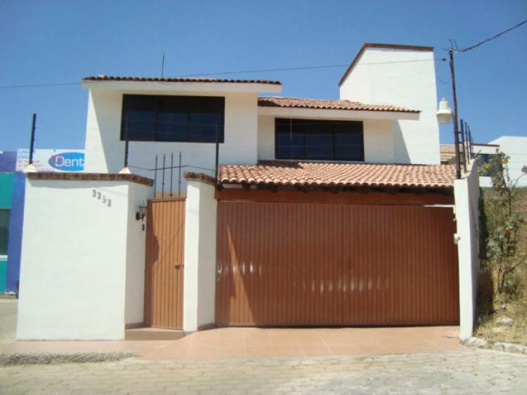 Foto Casa en Venta en VILLAS DE IRAPUATO, Irapuato, Guanajuato - $ 1.700.000 - CAV71990 - BienesOnLine
