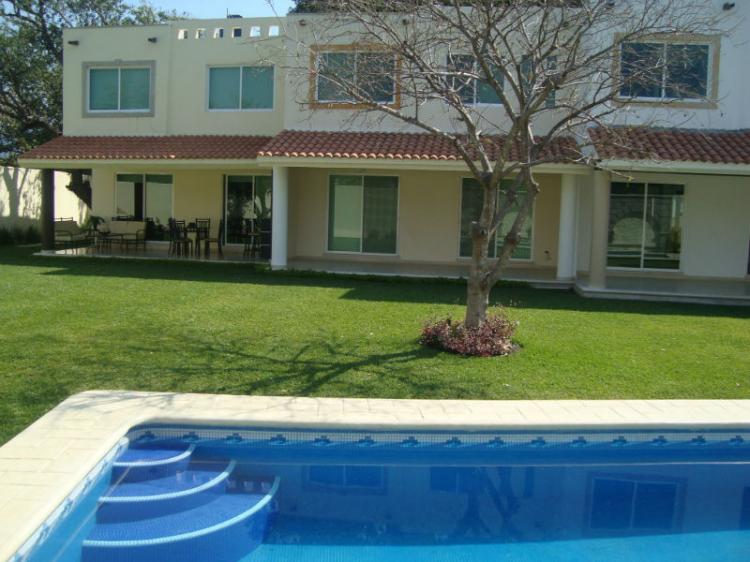 Foto Casa en Venta en pedregal de las fuentes, Jiutepec, Morelos - $ 1.680.000 - CAV40241 - BienesOnLine