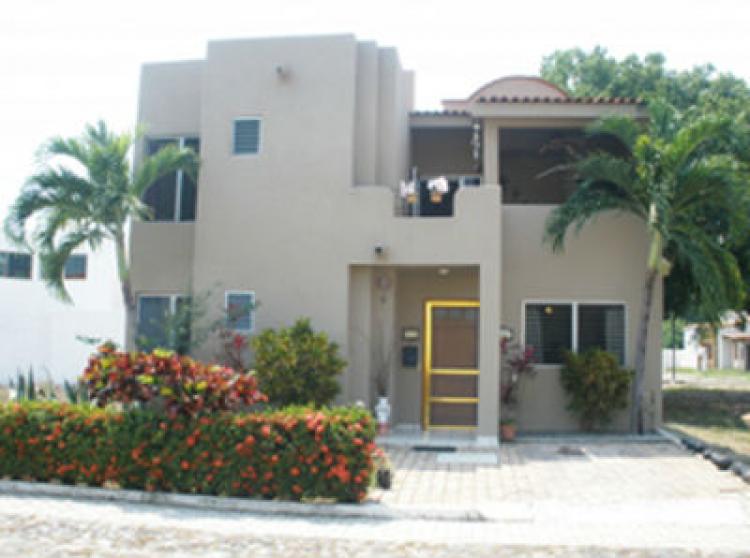Foto Casa en Venta en La Joya Residencial, Manzanillo, Colima - U$D 124.500 - CAV70628 - BienesOnLine
