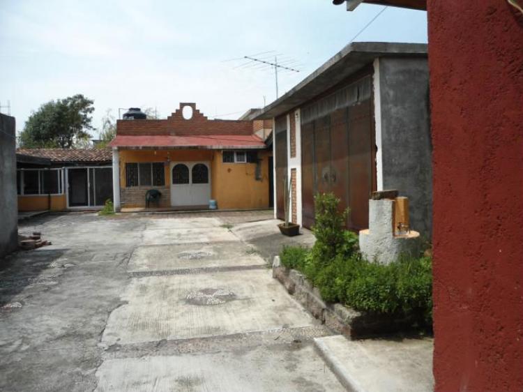 Foto Casa en Venta en SAN JUANITO ITZICUARO, Morelia, Michoacan de Ocampo - $ 750.000 - CAV60043 - BienesOnLine