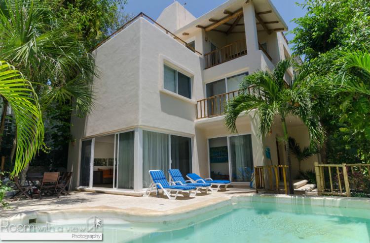 Foto Casa en Venta en Playa del Carmen, Quintana Roo - U$D 724.000 - CAV78737 - BienesOnLine