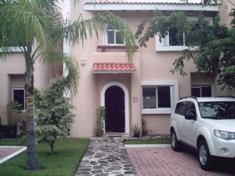 Foto Casa en Venta en Puerto Aventuras, Quintana Roo - $ 3.900.000 - CAV61712 - BienesOnLine