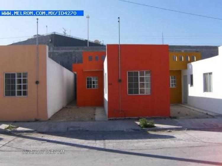 Foto Casa en Venta en Fundadores, Reynosa, Tamaulipas - $ 300.000 - CAV36735 - BienesOnLine