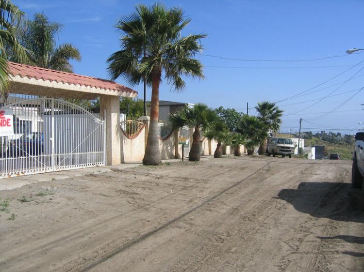 Foto Casa en Venta en Aztlan, Rosarito, Baja California - $ 1.200.000 - CAV64224 - BienesOnLine