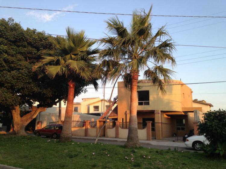 Fotos de SE VENDE CASA EN PLAYAS DE ROSARITO (Fracc. Hacienda Floresta