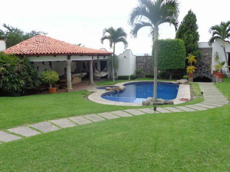 Foto Casa en Venta en BURGOS BUGAMBILIAS, Temixco, Morelos - $ 14.000.000 - CAV61738 - BienesOnLine