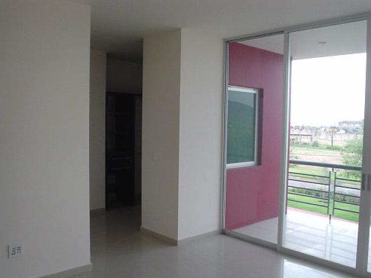 Foto Casa en Venta en La Rioja, Tlajomulco de Ziga, Jalisco - $ 2.833.000 - CAV58498 - BienesOnLine