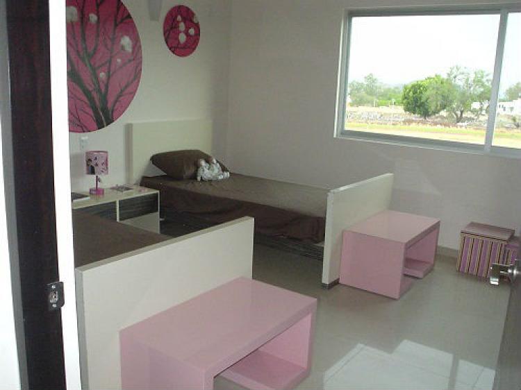 Foto Casa en Venta en La Rioja, Tlajomulco de Ziga, Jalisco - $ 2.891.000 - CAV58508 - BienesOnLine