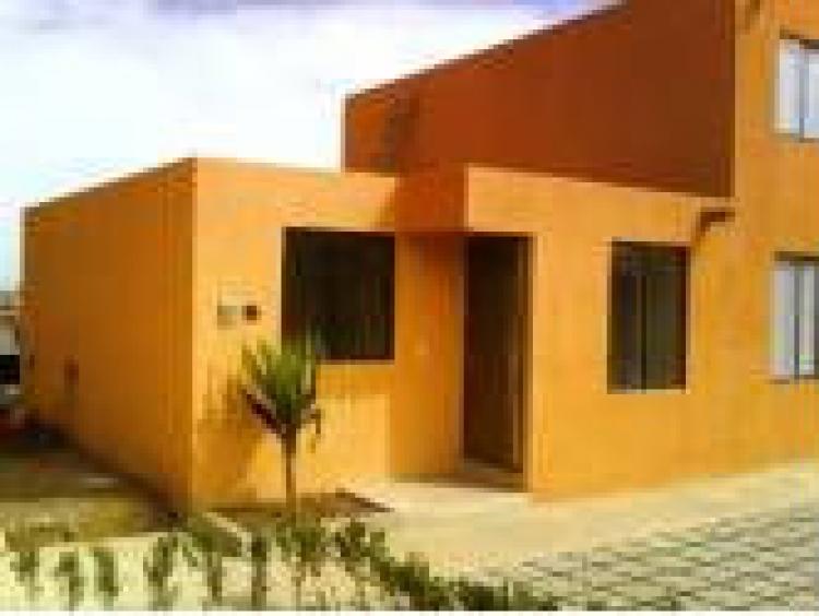 Foto Casa en Venta en Sta. Clara, Toluca de Lerdo, Mexico - $ 275.000 - CAV46065 - BienesOnLine