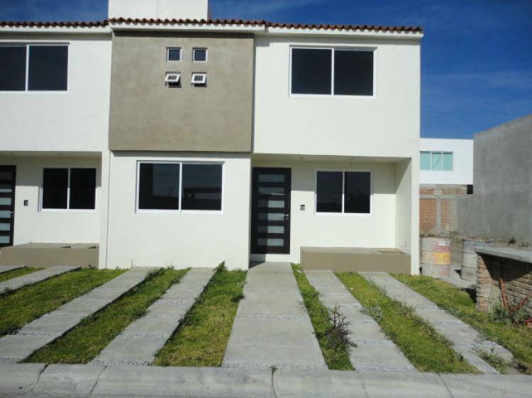 Foto Casa en Venta en RESIDENCIAL FUENTES DE SAN JOSE, Toluca de Lerdo, Mexico - CAV51846 - BienesOnLine