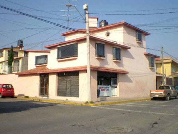 Foto Casa en Venta en Col.8 cedros, Toluca de Lerdo, Mexico - $ 2.100.000 - CAV66783 - BienesOnLine