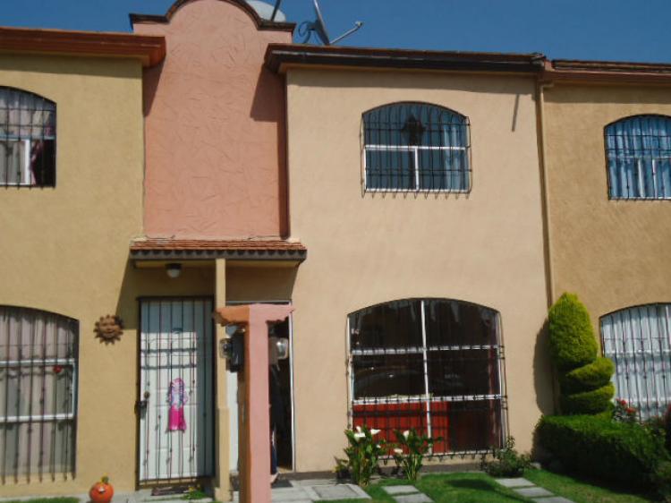 Foto Casa en Venta en Paseos del Valle, Toluca de Lerdo, Mexico - $ 770.000 - CAV72067 - BienesOnLine