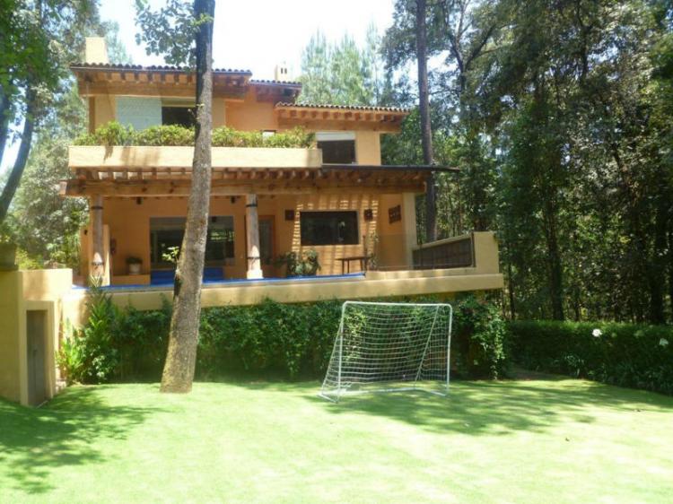 Foto Casa en Venta en Valle de Bravo, Mexico - $ 9.000.000 - CAV66674 - BienesOnLine