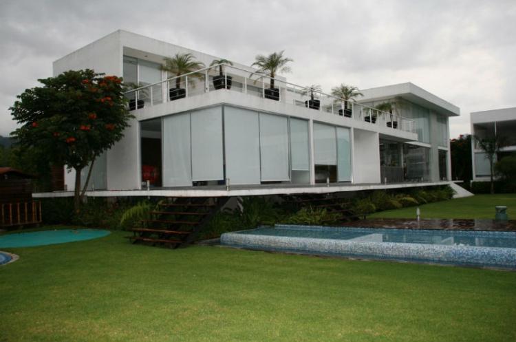 Home in Metric Way