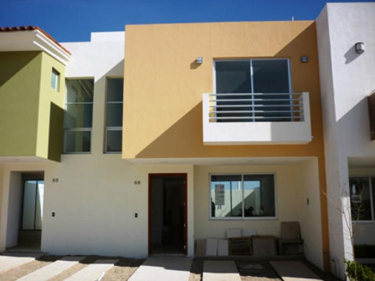 Foto Casa en Venta en Real Valdepeas, Zapopan, Jalisco - $ 1.250.000 - CAV69872 - BienesOnLine