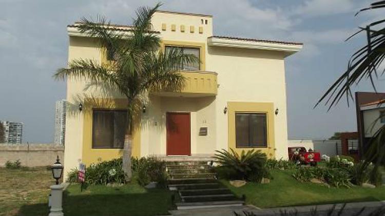 Foto Casa en Venta en Valle Real, Zapopan, Jalisco - $ 6.500.000 - CAV77231 - BienesOnLine