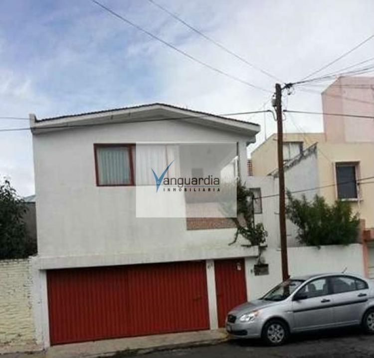 Foto Casa en Venta en CIPRES, Toluca de Lerdo, Mexico - $ 3.200.000 - CAV138641 - BienesOnLine