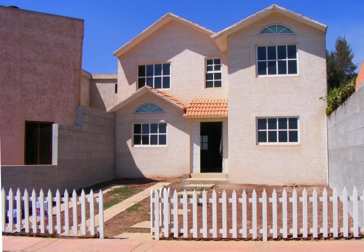 Home in Metric Way