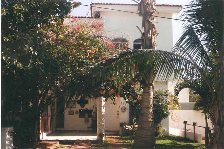 Foto Casa en Venta en Fraccionamiento Real del Country No. 19, Manzanillo, Colima - $ 2.000.000 - CAV5969 - BienesOnLine