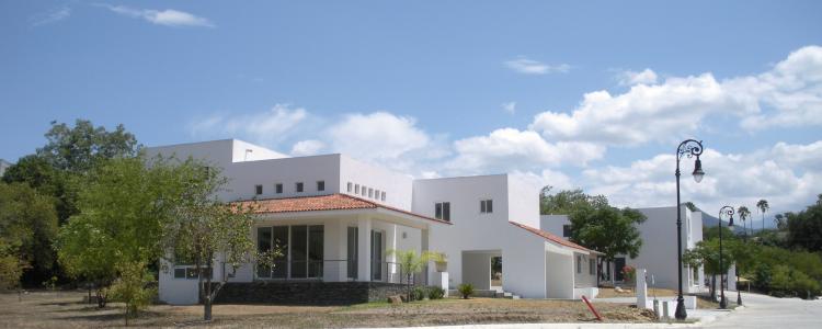 Foto Casa en Venta en Mision de Santa Rosala, Santiago, Nuevo Leon - $ 4.600.000 - CAV13479 - BienesOnLine