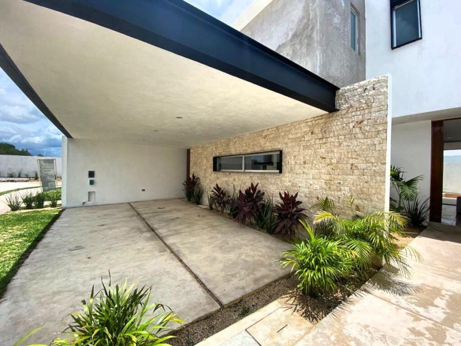 Foto Casa en Venta en Xcanatn, Yucatan - $ 3.885.000 - CAV310444 - BienesOnLine