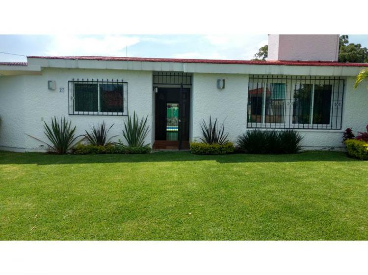 Foto Casa en Renta por Temporada en Lomas de Cocoyoc, Fraccionamiento Lomas de Cocoyoc, Morelos - $ 4.400 - CA189546 - BienesOnLine
