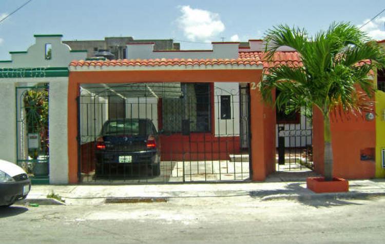 Foto Casa en Venta en San Antonio Region 93, Cancn, Quintana Roo - $ 855.000 - CAV95992 - BienesOnLine